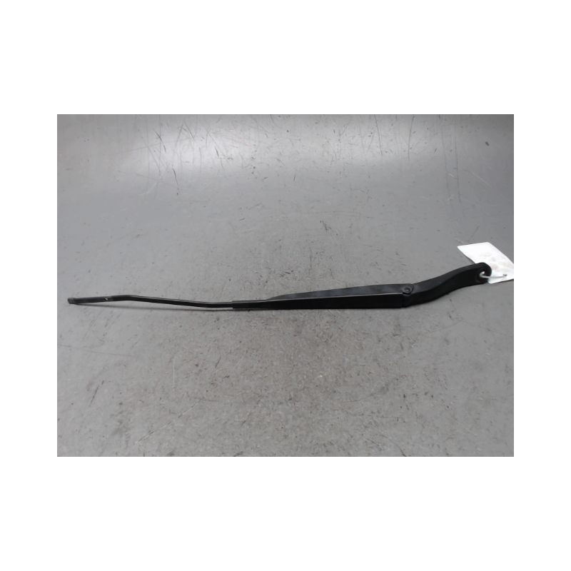 BRAS ESSUIE-GLACE AVANT GAUCHE RENAULT MEGANE III 2008-
