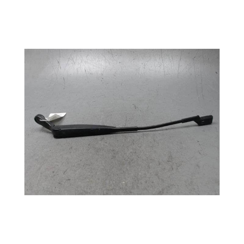 BRAS ESSUIE-GLACE AVANT GAUCHE FIAT 500