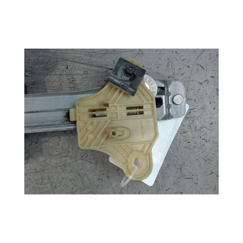 MECANISME+MOTEUR LEVE-GLACE AVANT GAUCHE RENAULT CLIO IV