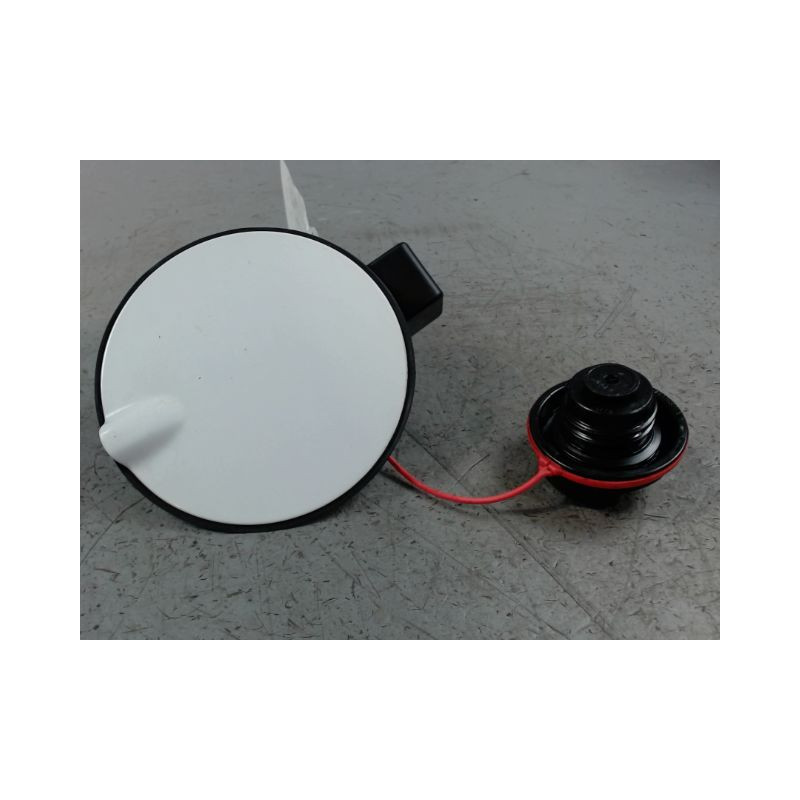 VOLET DE TRAPPE CARBURANT OPEL CORSA