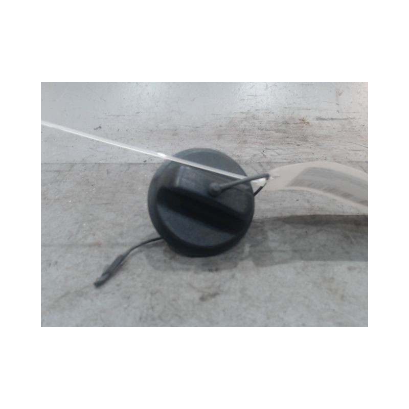 BOUCHON RESERVOIR A CARBURANT RENAULT CLIO