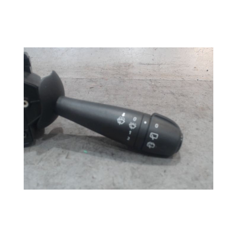 COMMANDE ESSUIE GLACE RENAULT CLIO
