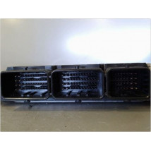 CALCULATEUR MOTEUR RENAULT MASTER