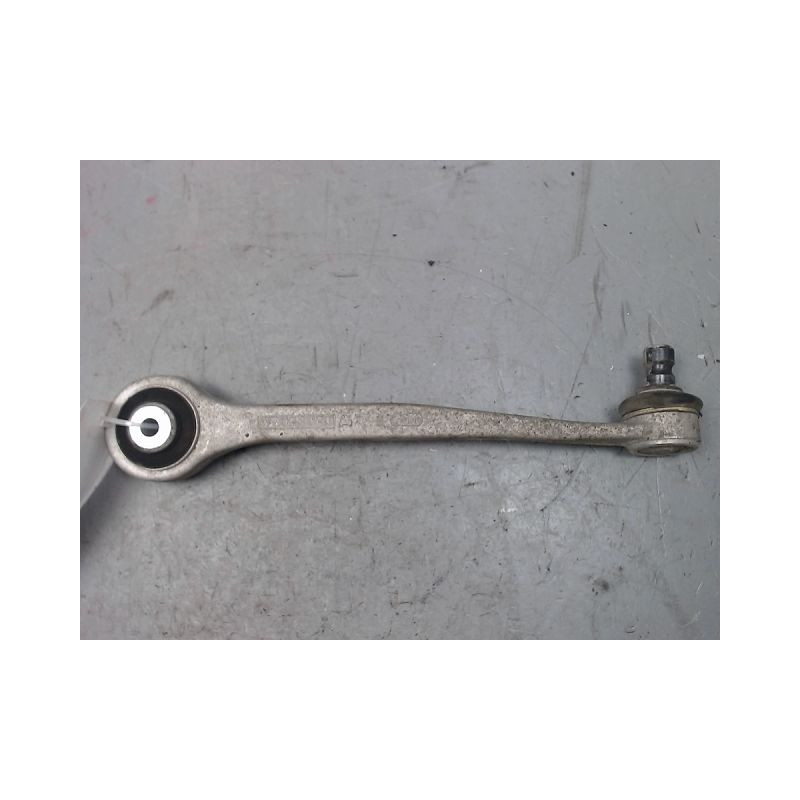 TRIANGLE SUPERIEUR AVANT DROIT AUDI A6