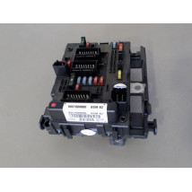 BOITE A FUSIBLES PEUGEOT 206