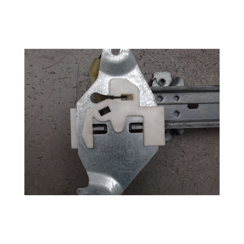 MECANISME LEVE-GLACE ARRIERE DROIT NISSAN QASHQAI