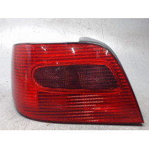 FEU ARRIERE GAUCHE  CITROEN XSARA 2000-