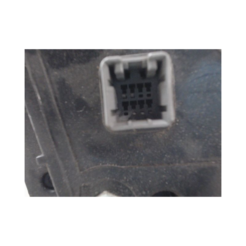 RETROVISEUR EXTERIEUR ELECTRIQUE GAUCHE HYUNDAI I 30 07-10
