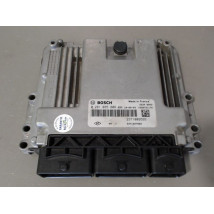 CALCULATEUR MOTEUR RENAULT CLIO