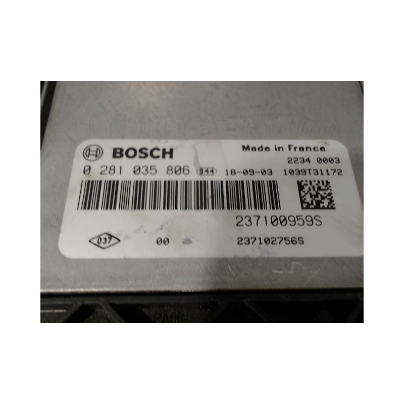 CALCULATEUR MOTEUR RENAULT CLIO