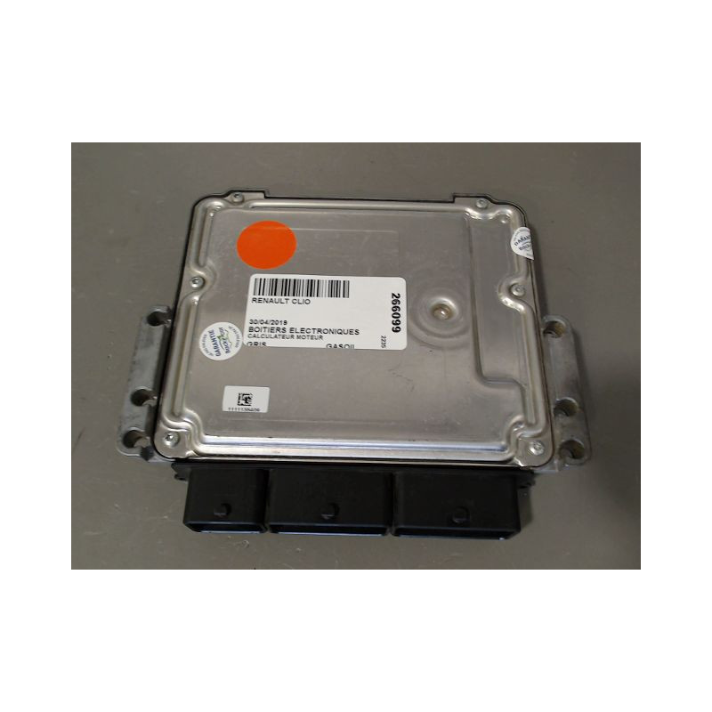 CALCULATEUR MOTEUR RENAULT CLIO