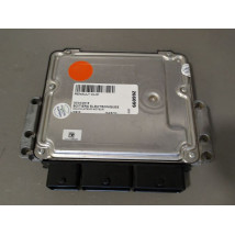 CALCULATEUR MOTEUR RENAULT CLIO