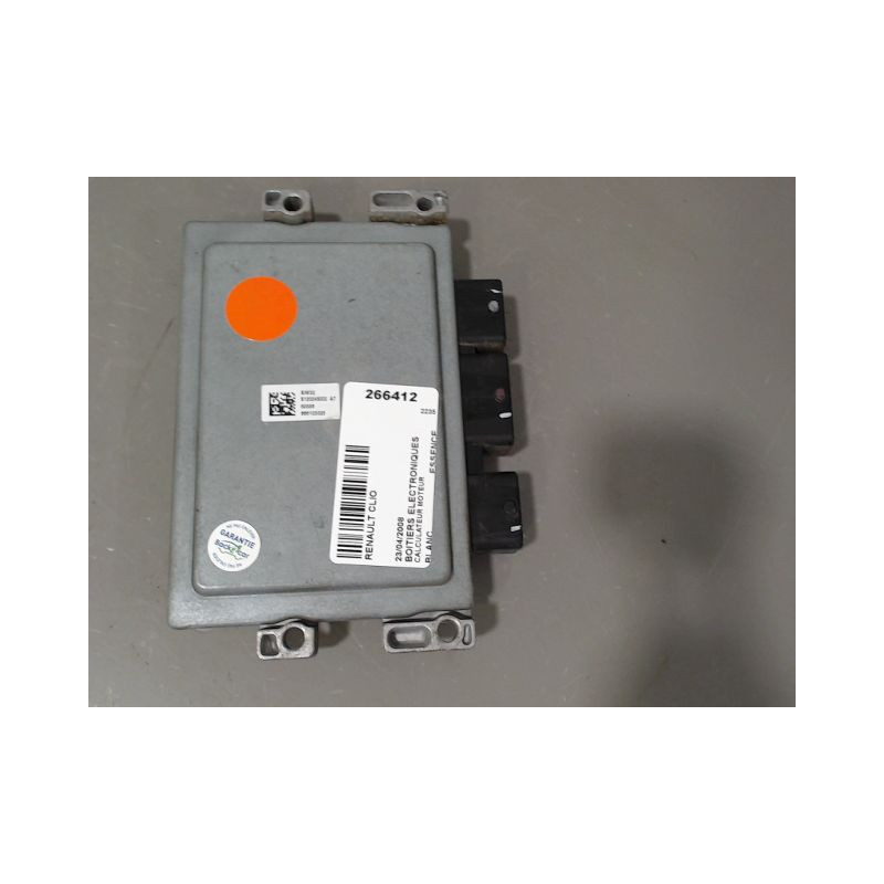 CALCULATEUR MOTEUR RENAULT CLIO