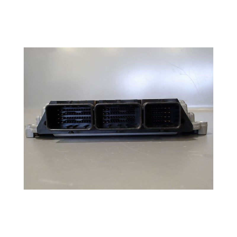 CALCULATEUR MOTEUR NISSAN X-TRAIL