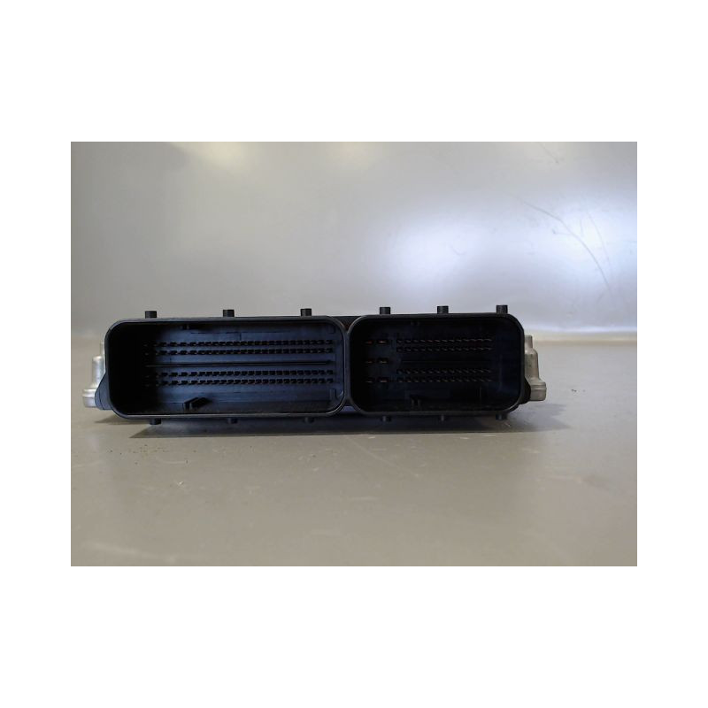 CALCULATEUR MOTEUR B.M.W. SERIE 1