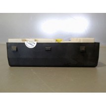 BOITE A FUSIBLES RENAULT MEGANE