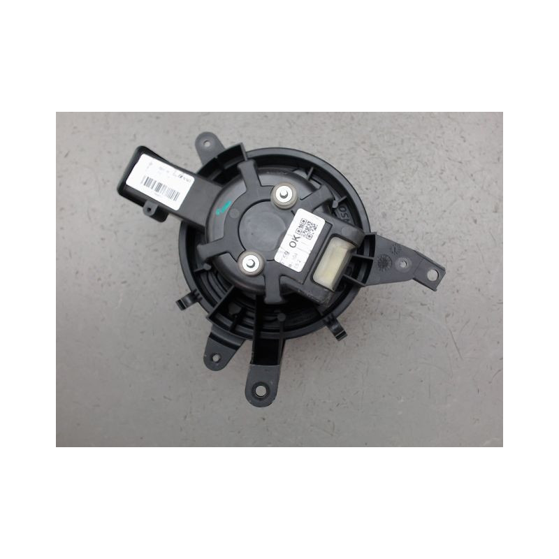 MOTEUR VENTILATEUR CHAUFFAGE FIAT 500X