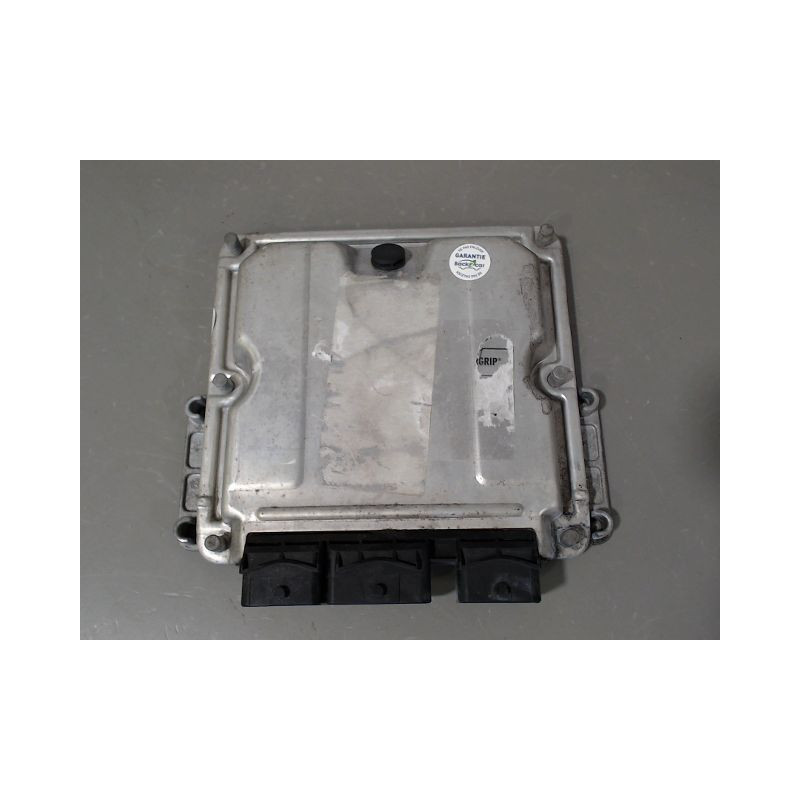 CALCULATEUR MOTEUR PEUGEOT 807