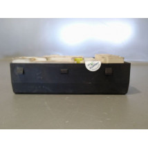 BOITE A FUSIBLES RENAULT MEGANE