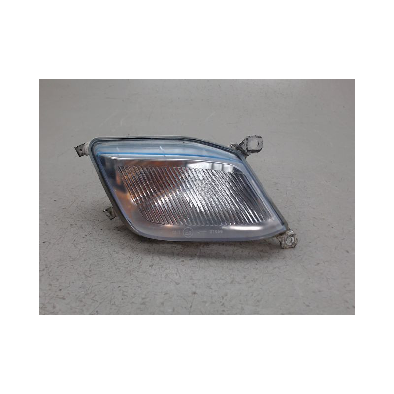 CLIGNOTANT DROIT NISSAN MICRA