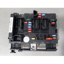 BOITE A FUSIBLES PEUGEOT 206