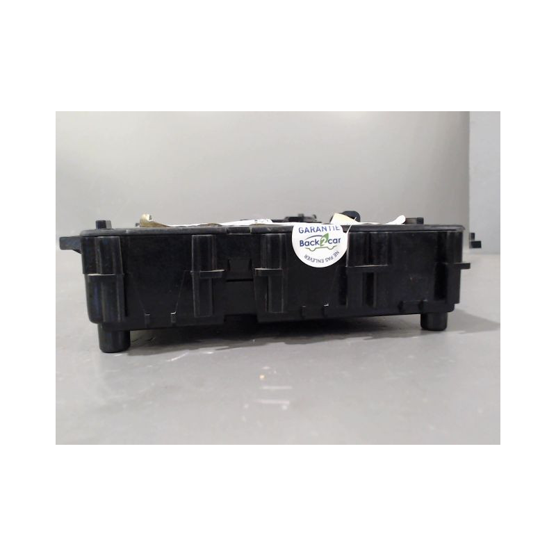 BOITIER GESTION HABITACLE RENAULT CLIO