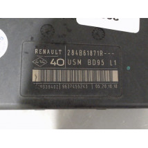 BOITE A FUSIBLES RENAULT MEGANE