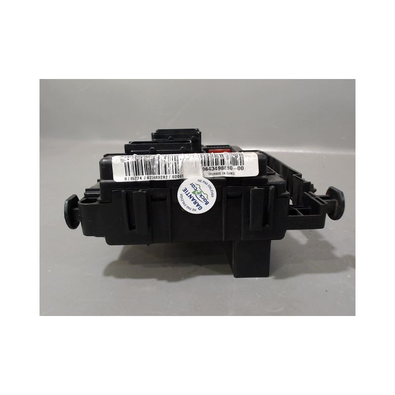 BOITE A FUSIBLES PEUGEOT 206