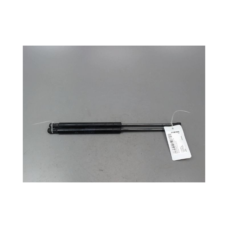 VERIN CAPOT G ALFA ROMEO GUILIETTA 2010-