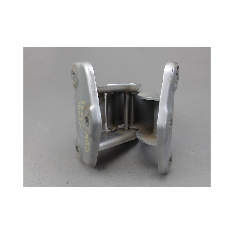 CHARNIERE INF PORTE BATTANTE ARG RENAULT TRAFIC