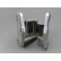 CHARNIERE INF PORTE BATTANTE ARG RENAULT TRAFIC