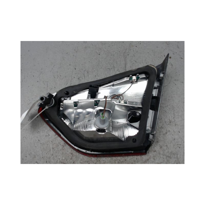 FEU ARRIERE INTERIEUR GAUCHE OPEL CROSSLAND