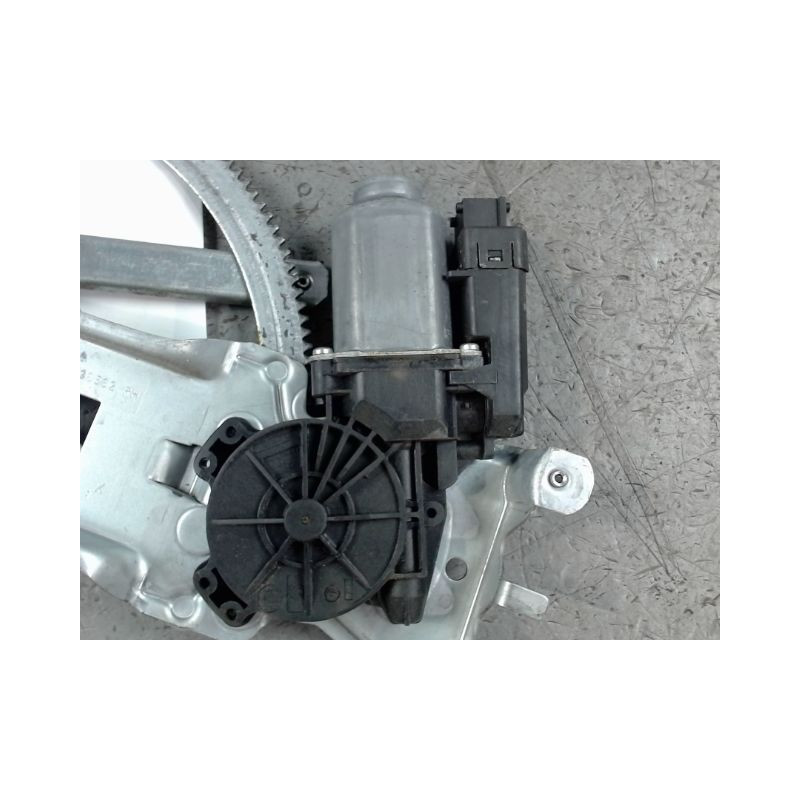 MECANISME+MOTEUR LEVE-GLACE AVANT DROIT OPEL MERIVA 2006-