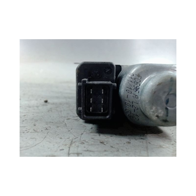 MECANISME+MOTEUR LEVE-GLACE AVANT DROIT OPEL MERIVA 2006-