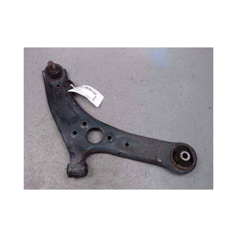TRIANGLE INFERIEUR AVANT DROIT KIA PICANTO