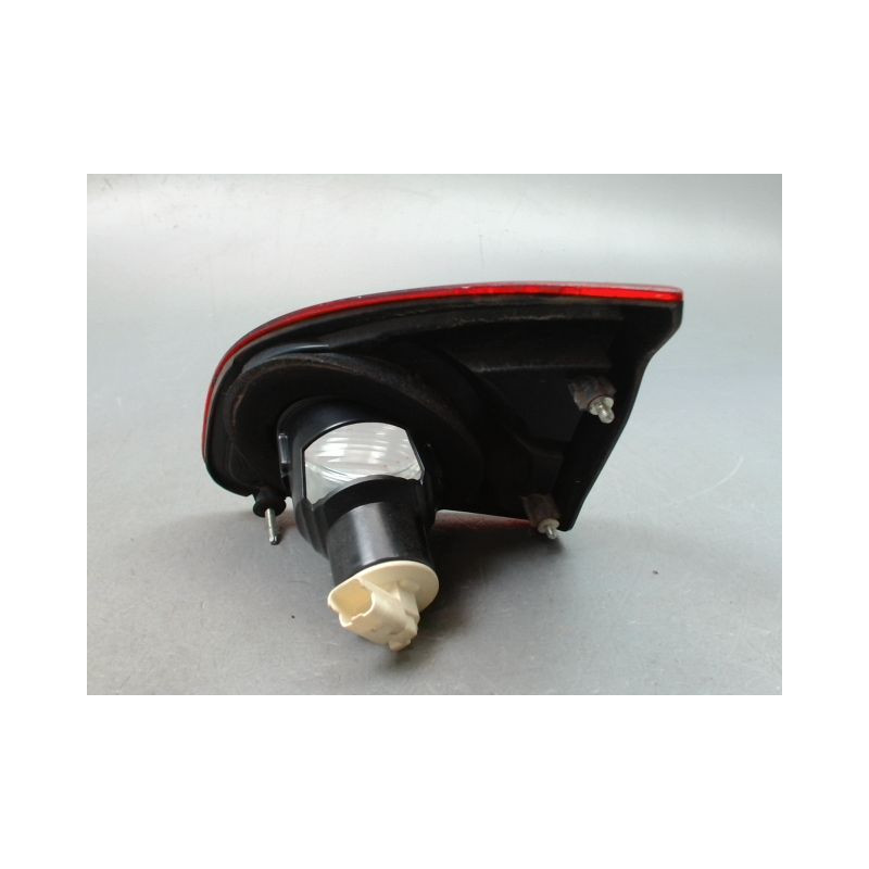 FEU ARRIERE INTERIEUR GAUCHE NISSAN QASHQAI BREAK I Phase 1 2007-2010
