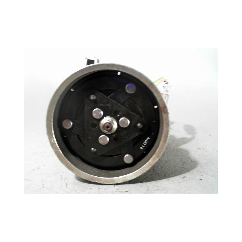 COMPRESSEUR AIR CONDITIONNE RENAULT CLIO