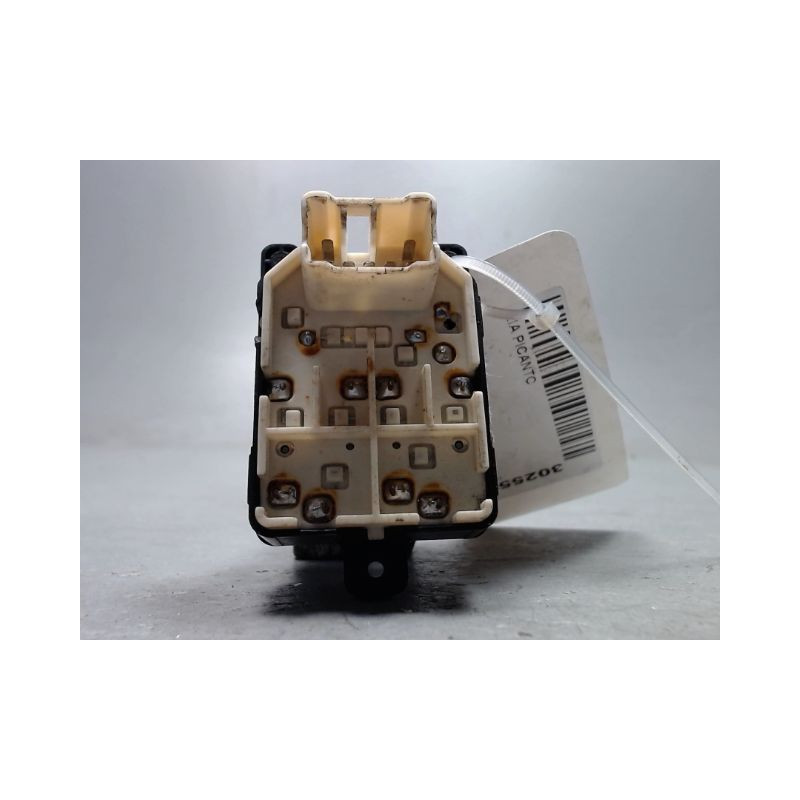 COMMANDE LEVE-GLACE PORTE AVG KIA PICANTO