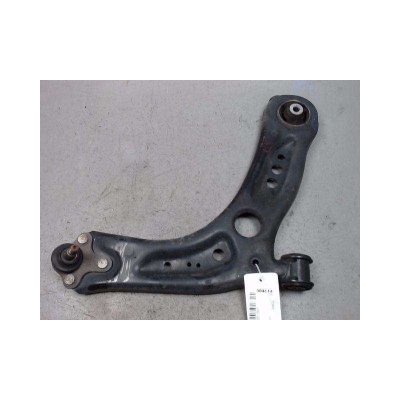 TRIANGLE INFERIEUR AVANT DROIT VOLKSWAGEN GOLF VII