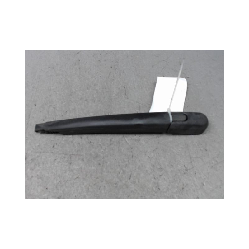 BRAS ESSUIE-GLACE ARRIERE TOYOTA COROLLA VERSO 2007-