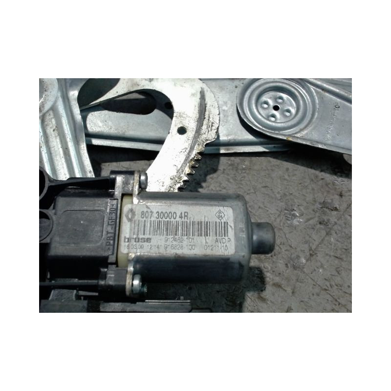MECANISME+MOTEUR LEVE-GLACE AVANT DROIT RENAULT MEGANE III 2008-