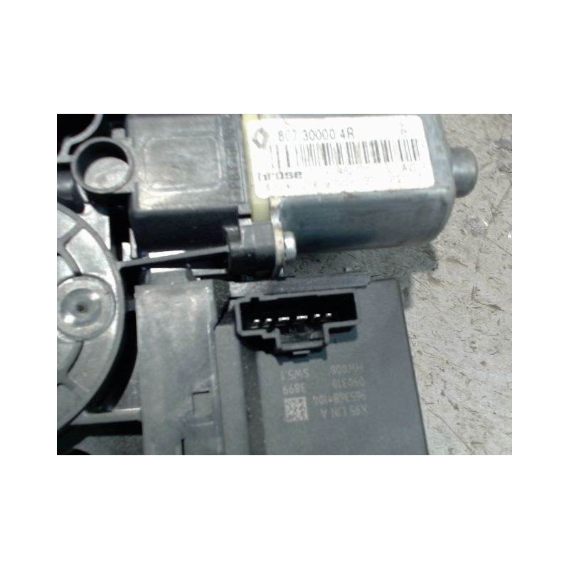 MECANISME+MOTEUR LEVE-GLACE AVANT DROIT RENAULT MEGANE III 2008-