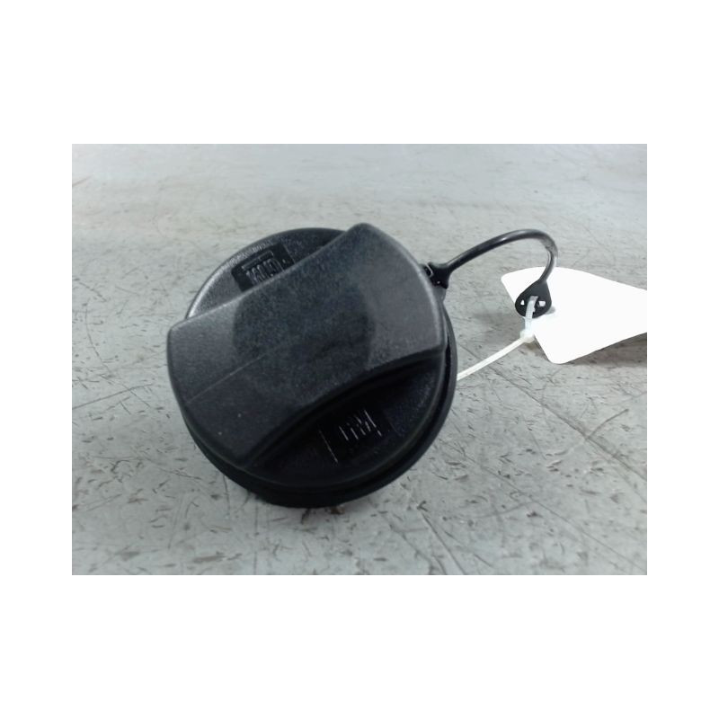 BOUCHON RESERVOIR A CARBURANT OPEL CORSA 2010-