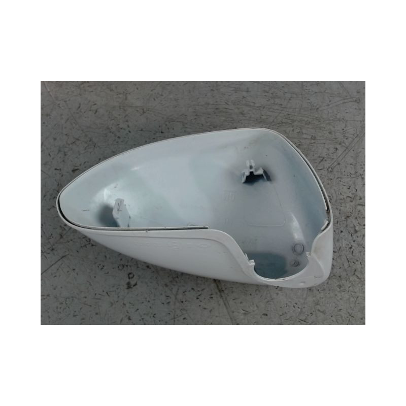 CARENAGE RETROVISEUR EXTERIEUR GAUCHE OPEL CORSA 2010-