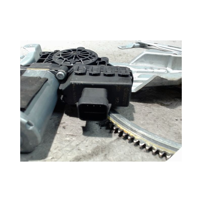 MECANISME+MOTEUR LEVE-GLACE AVANT DROIT OPEL ZAFIRA 2006-
