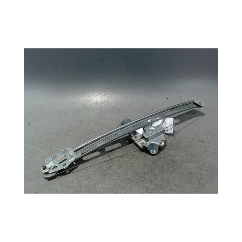 MECANISME+MOTEUR LEVE-GLACE AVANT GAUCHE MERCEDES CLASSE A - 2001