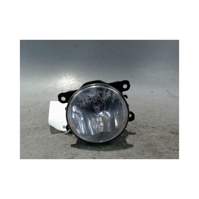 PHARE ANTIBROUILLARD AVANT DROIT RENAULT CLIO IV