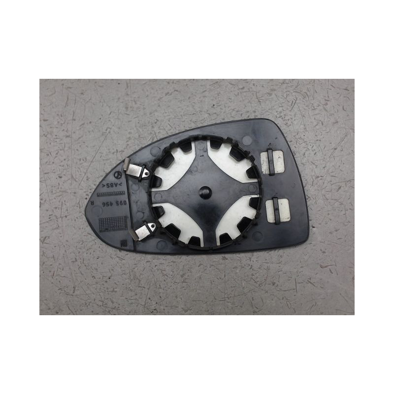 GLACE RETROVISEUR EXT D OPEL CORSA