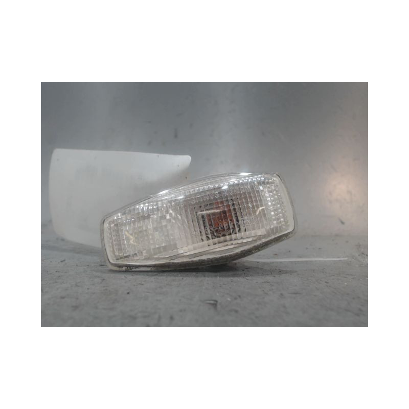 REPETITEUR AILE GAUCHE HYUNDAI I10