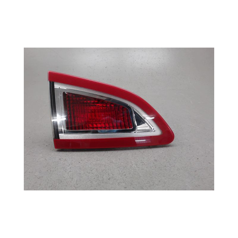 FEU ARRIERE INTERIEUR GAUCHE RENAULT MEGANE